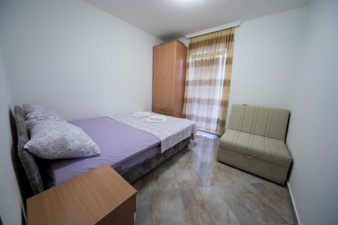 Apartments Pavicevic Tivat Quarto foto